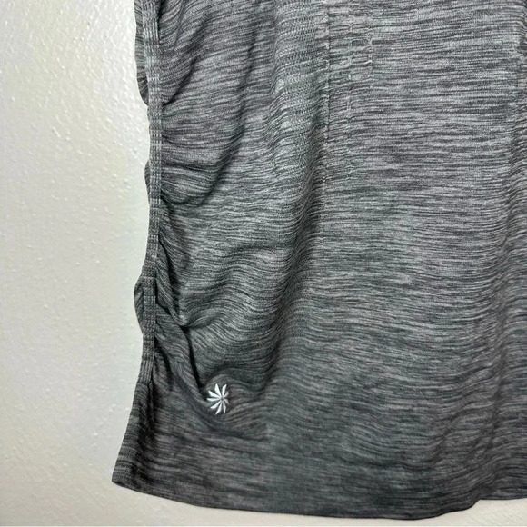 Athleta Speedlight Medium Grey Spacedye Short Sleeve Fitted Athletic Tee Sz M(G - Picture 9 of 11